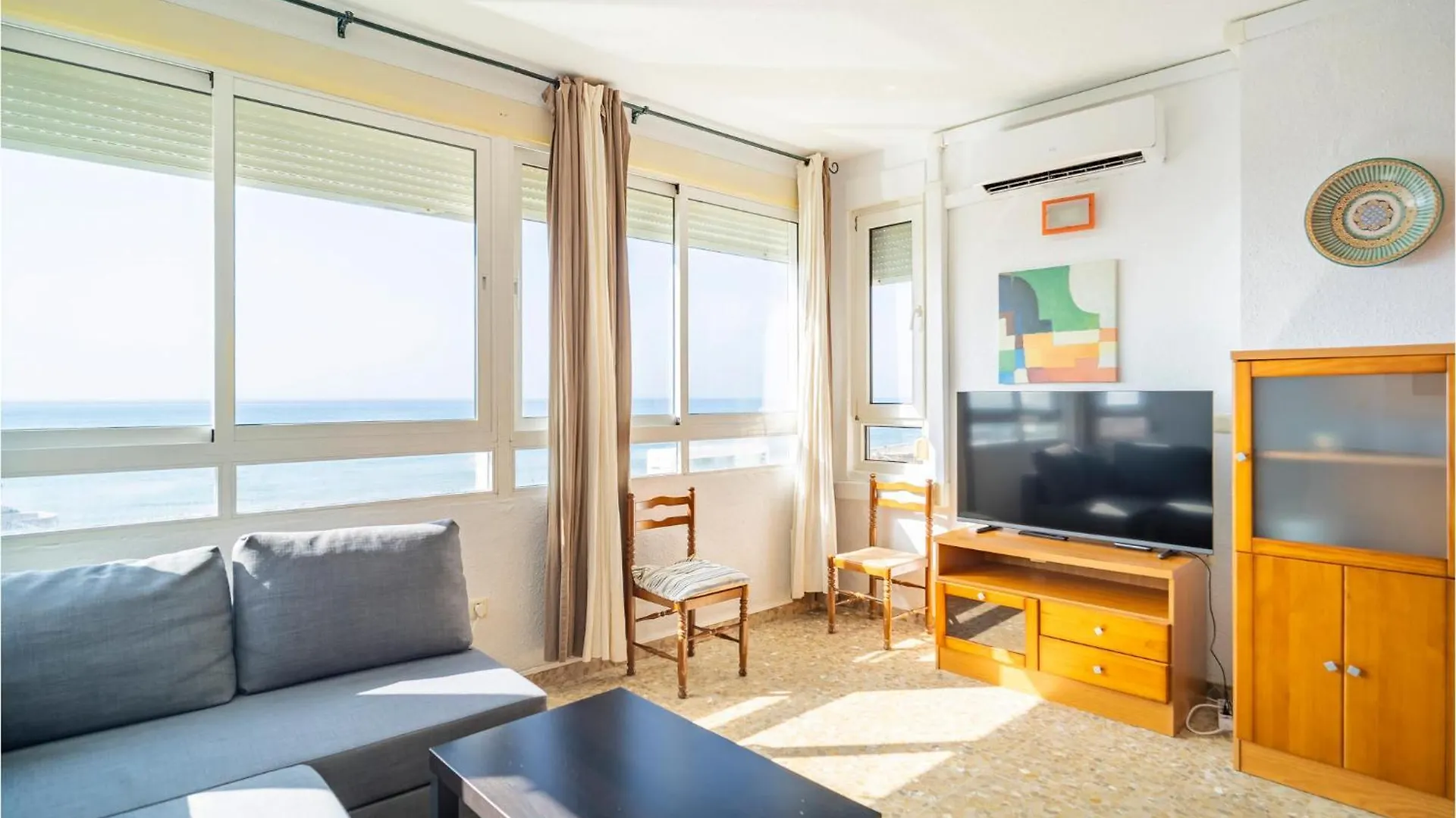 Gorgeous Apartment In Malaga With House Sea View